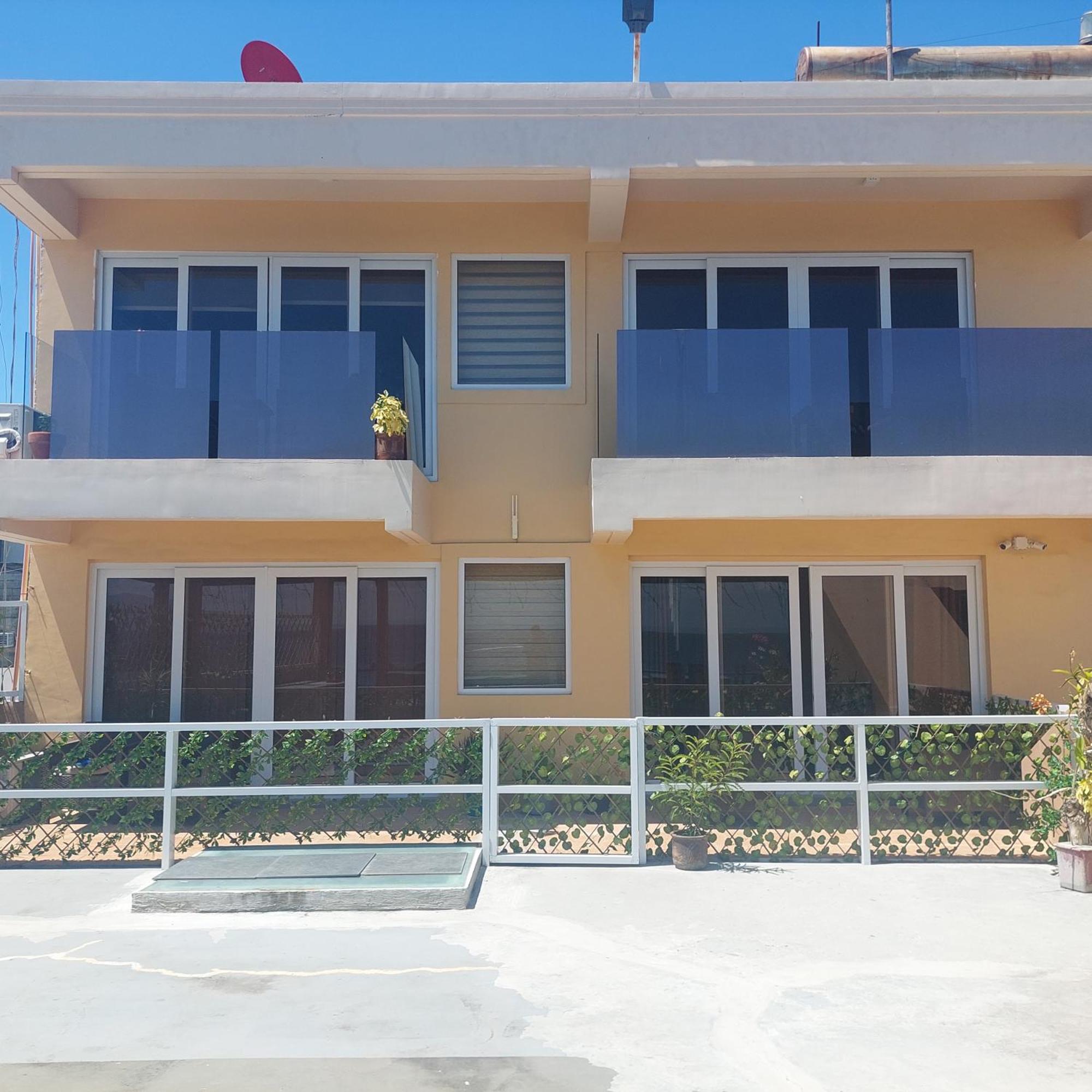 Captngreggs Dive Resort Puerto Galera Εξωτερικό φωτογραφία